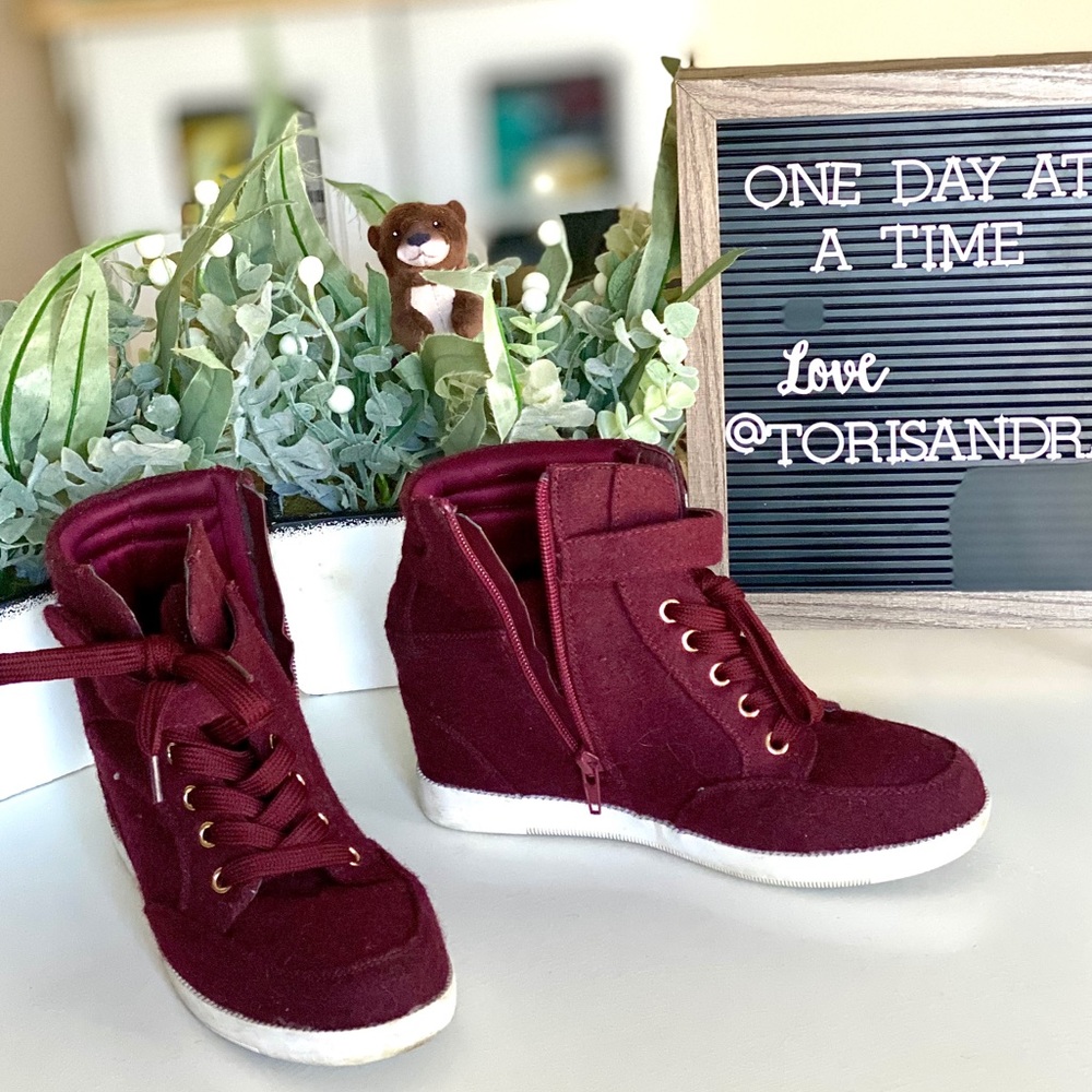 Burgundy high top platform shoes with tie and Velcro closure